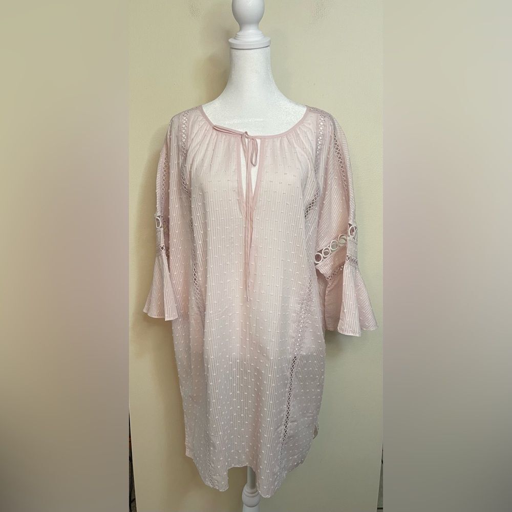 Victoria’s Secret Eyelet Nightgown Dress Tunic Blouse Top . Size Large.